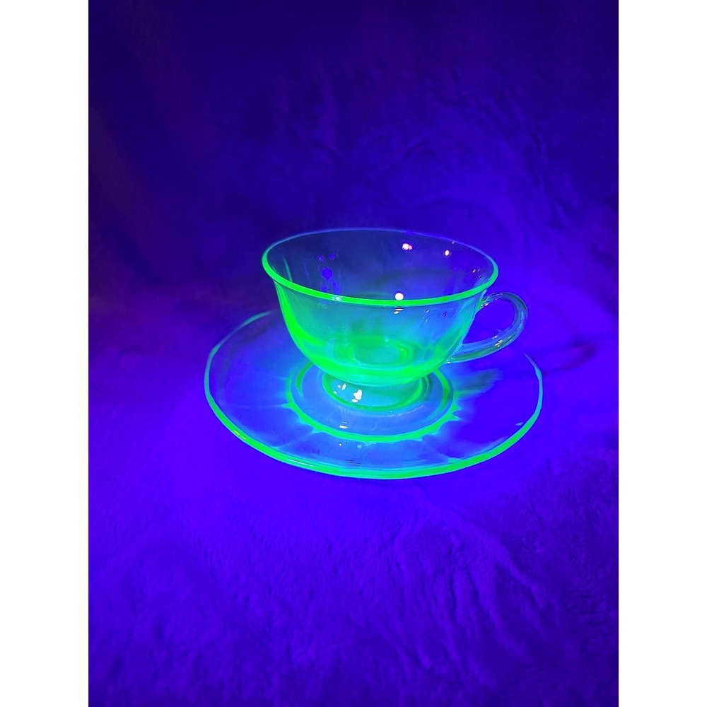 Vintage Fostoria Fairfax Uranium Tea Cup And Saucer Set